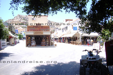 Beim stöbern nach Souvenirs auf der Insel Kreta in Griechenland.