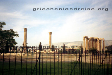 Blick auf die Akropolis in Athen vor der Restaurierung