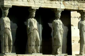 Koren an der Korenhalle am Erechtheion auf der Akropolis in Athen.