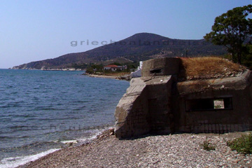 Bunker auf der Insel Samos, ein Überbleibsel der bewegenden Geschichte auf der Insel. Bei unseren Samos Reisen fotografiert.